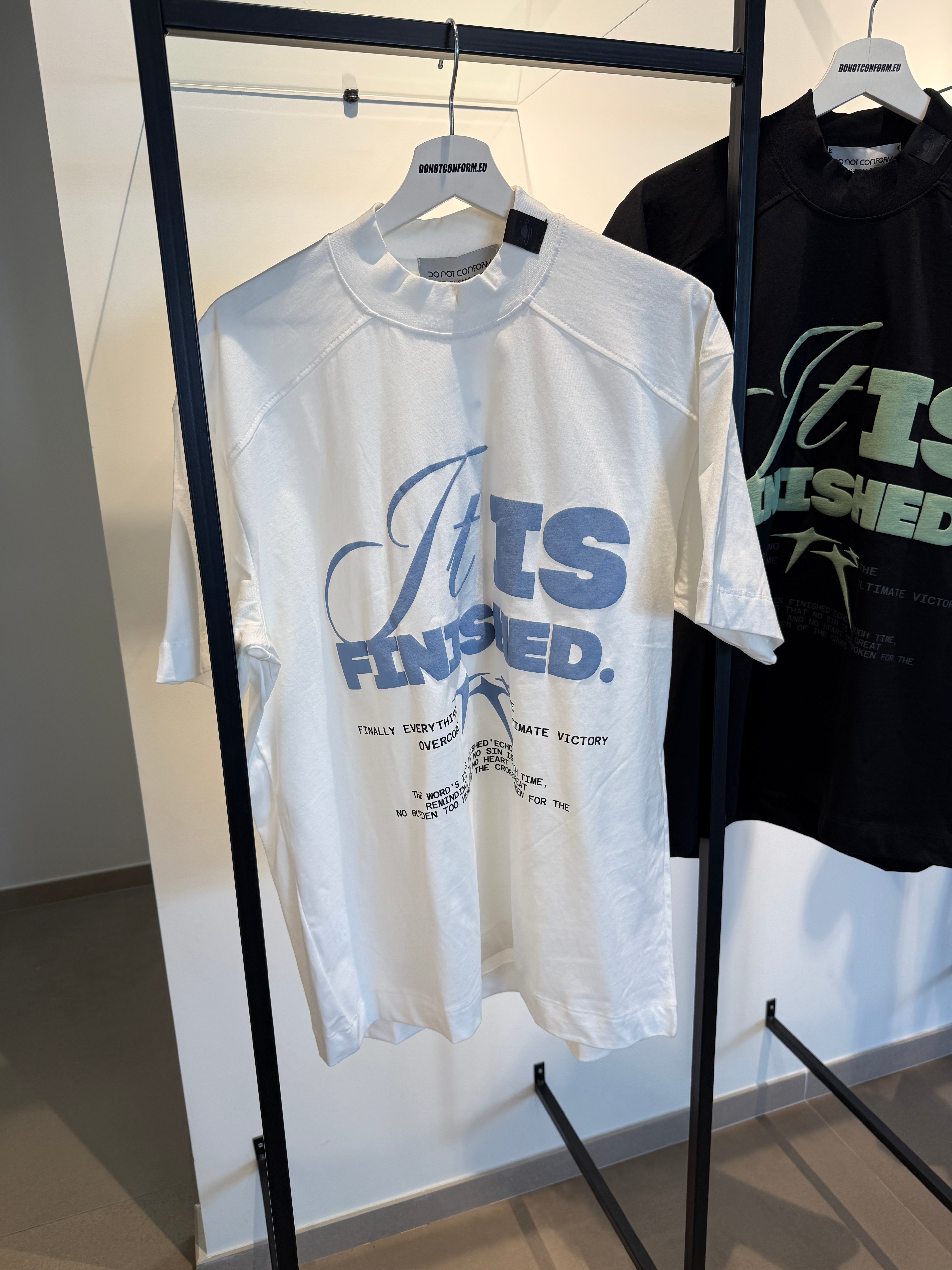 Tee White “Finished”