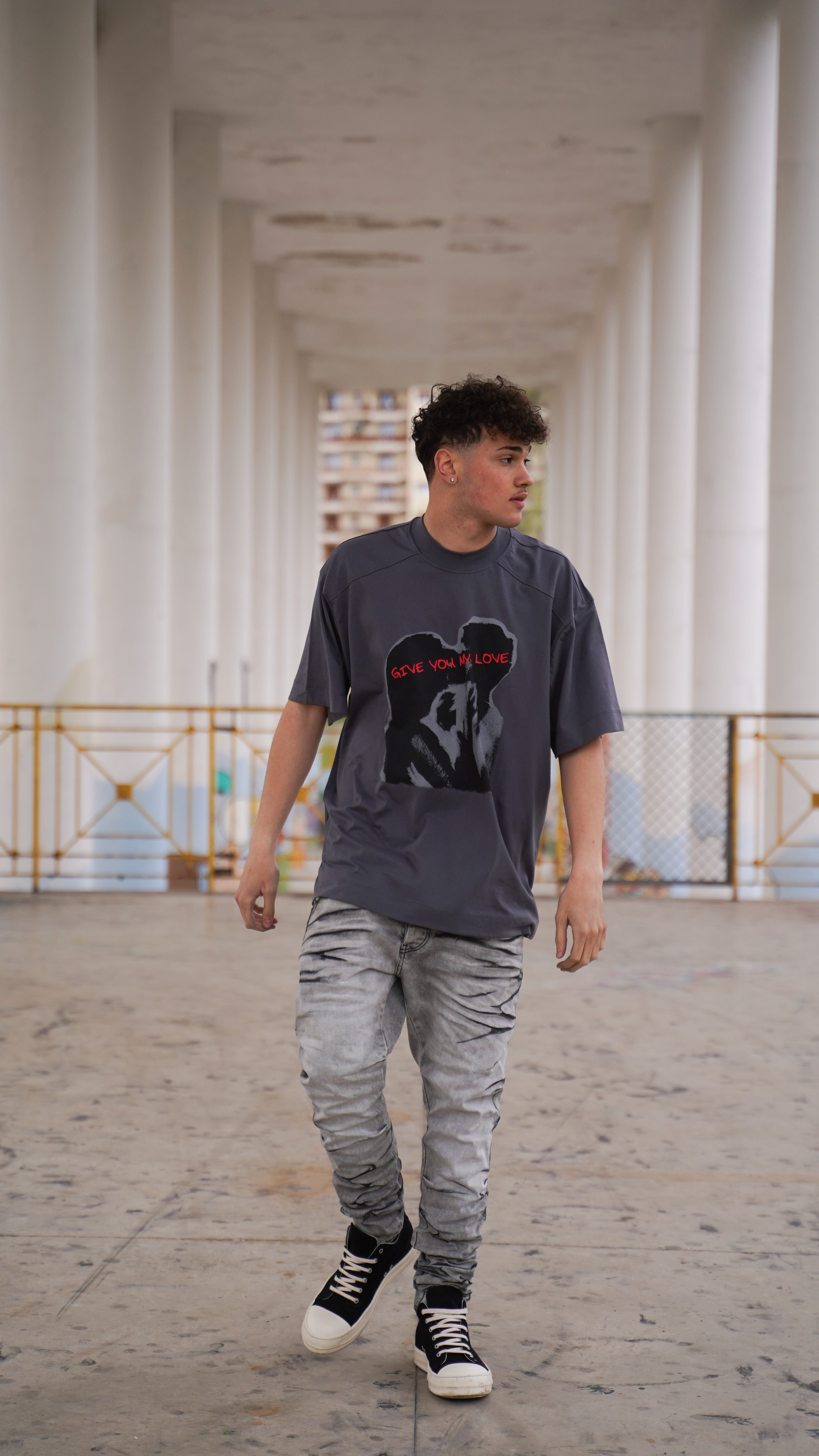 Tee DNC X GIVE LOVE G