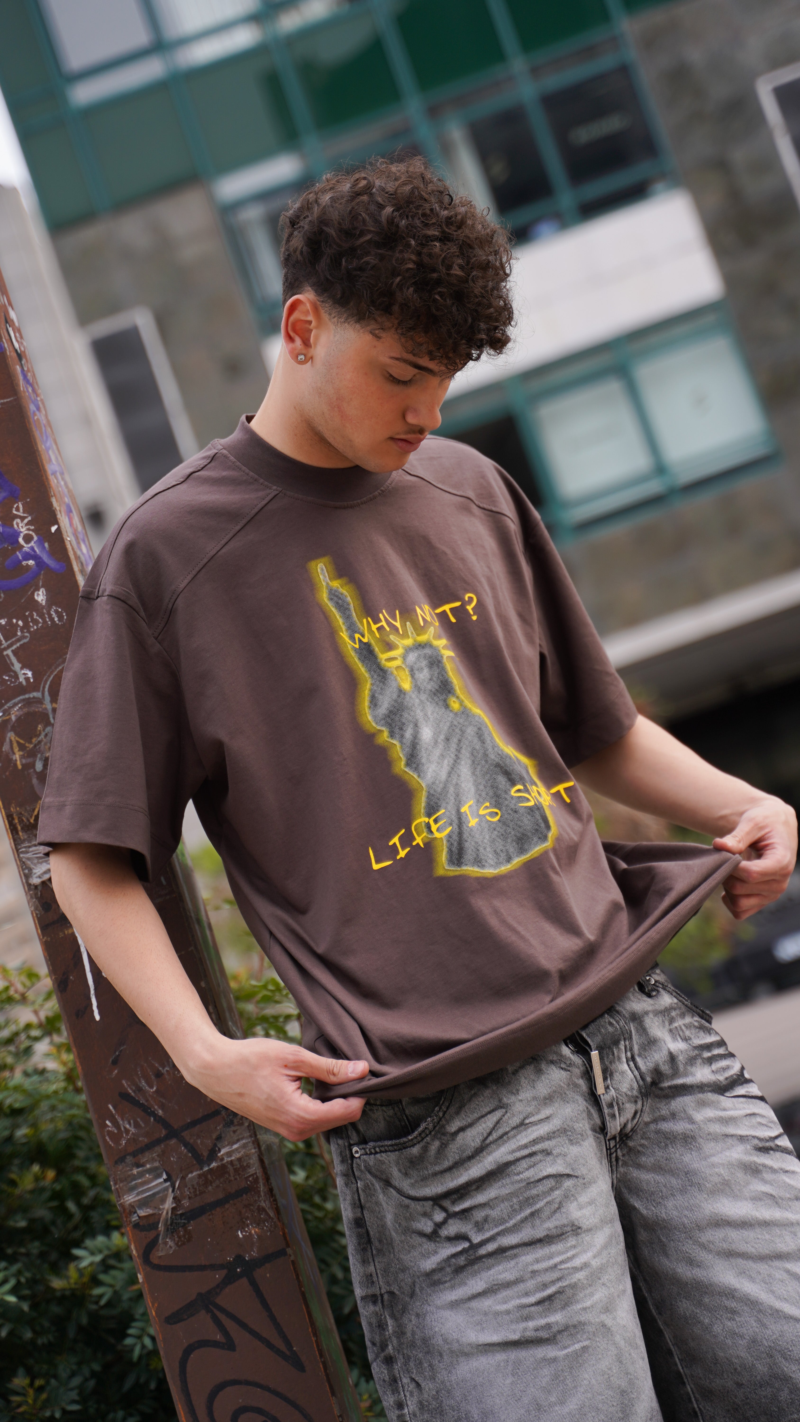 Tee DNC X GIVE STATUE M