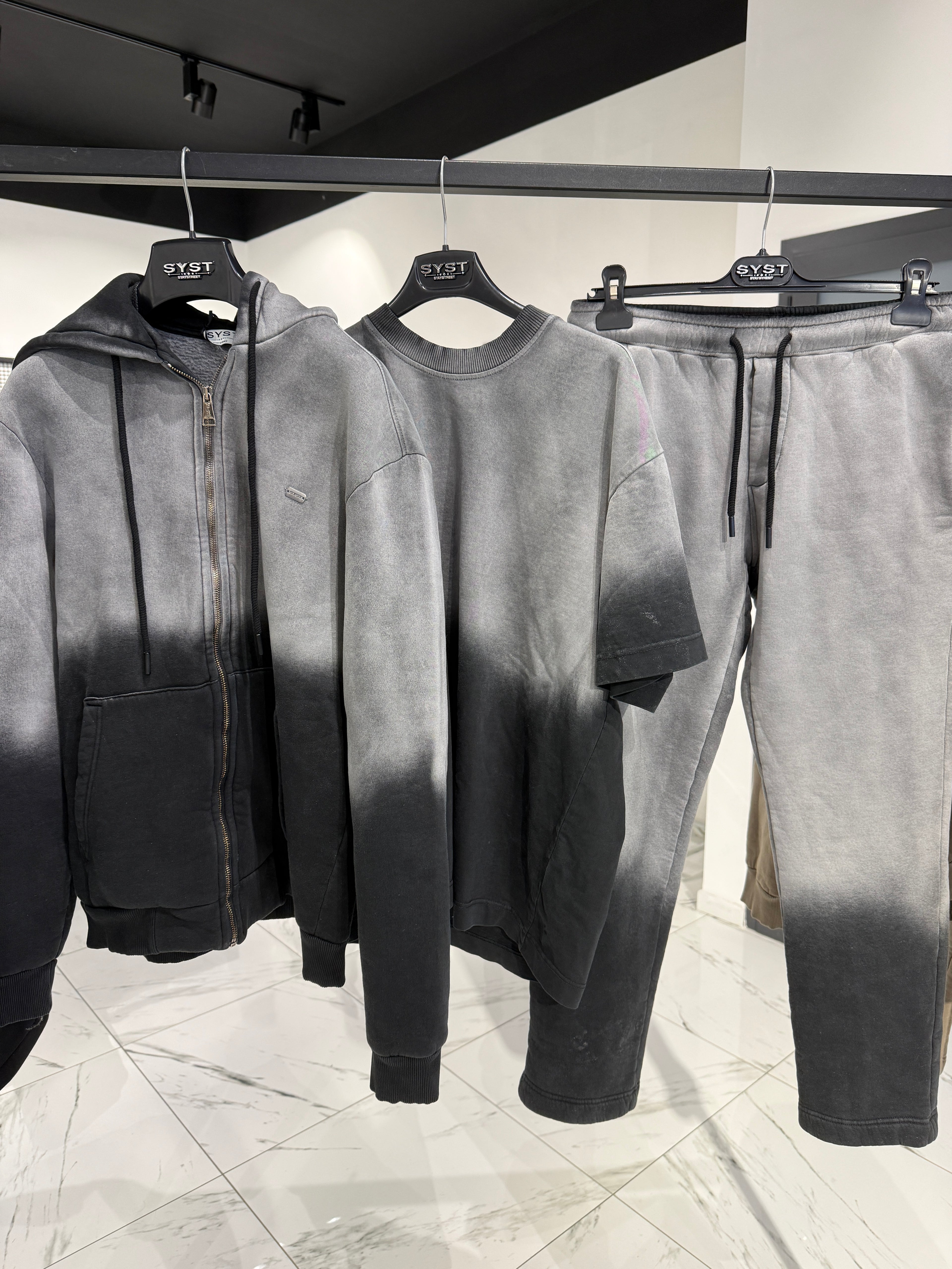 Tracksuite Degradé Black SYST